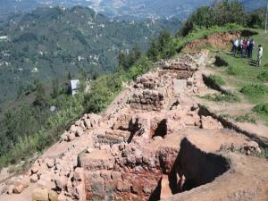 2 bin 300 yıllık kalede arkeolojik kazılar yeniden başlıyor