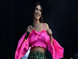 Dua Lipa'dan ilk kez Türkiye konseri