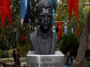 Öldürülen İTÜ rektörü Bedri Karafakıoğlu'nun büstü açıldı